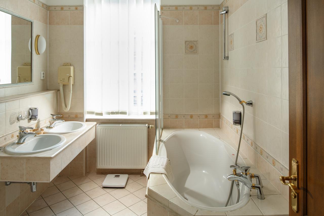 Lazensky Hotel Moskevsky Dvur Karlovy Vary Extérieur photo